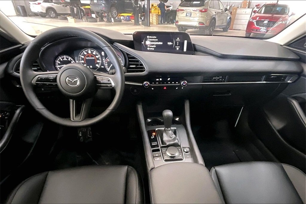 2026 MAZDA MAZDA3 - Image 4