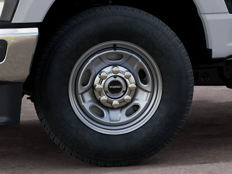 New 2027 Oxford White Ford F-350® XL image 19