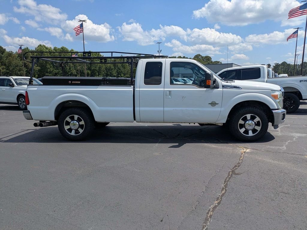 Used 2016 White Ford Lariat image 3