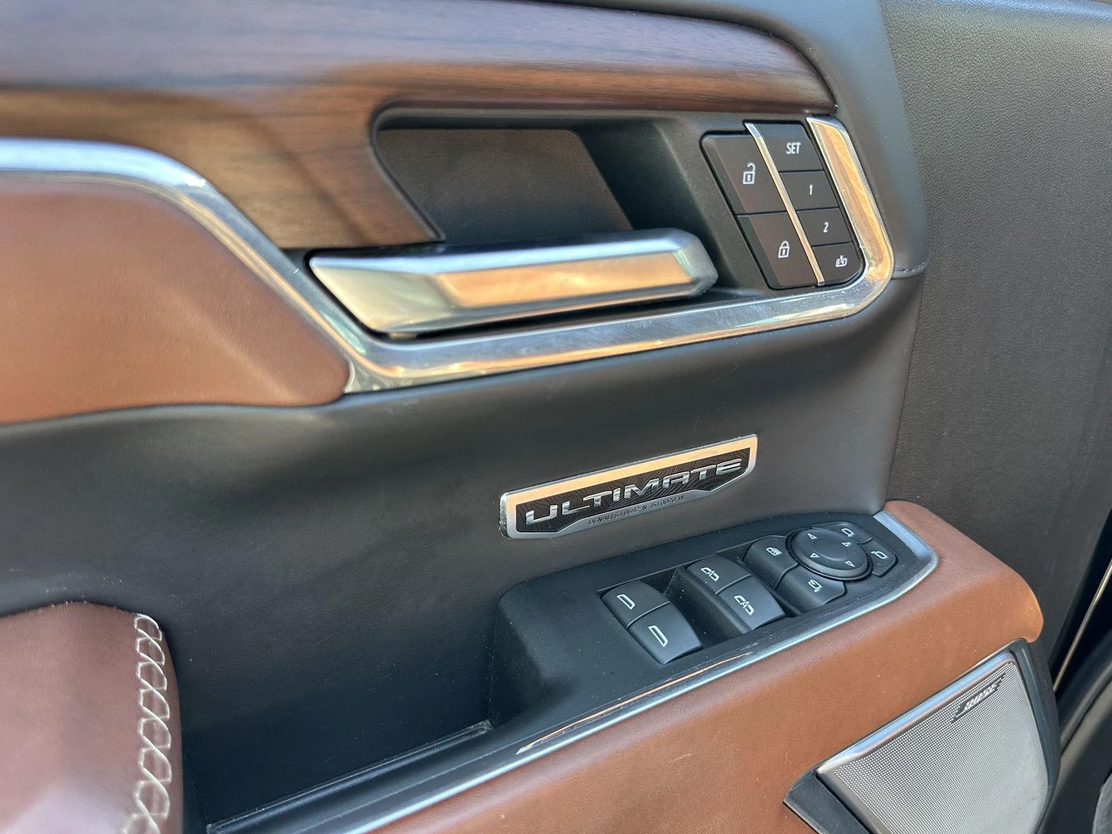 Used 2023 Onyx Black GMC Denali Ultimate image 13
