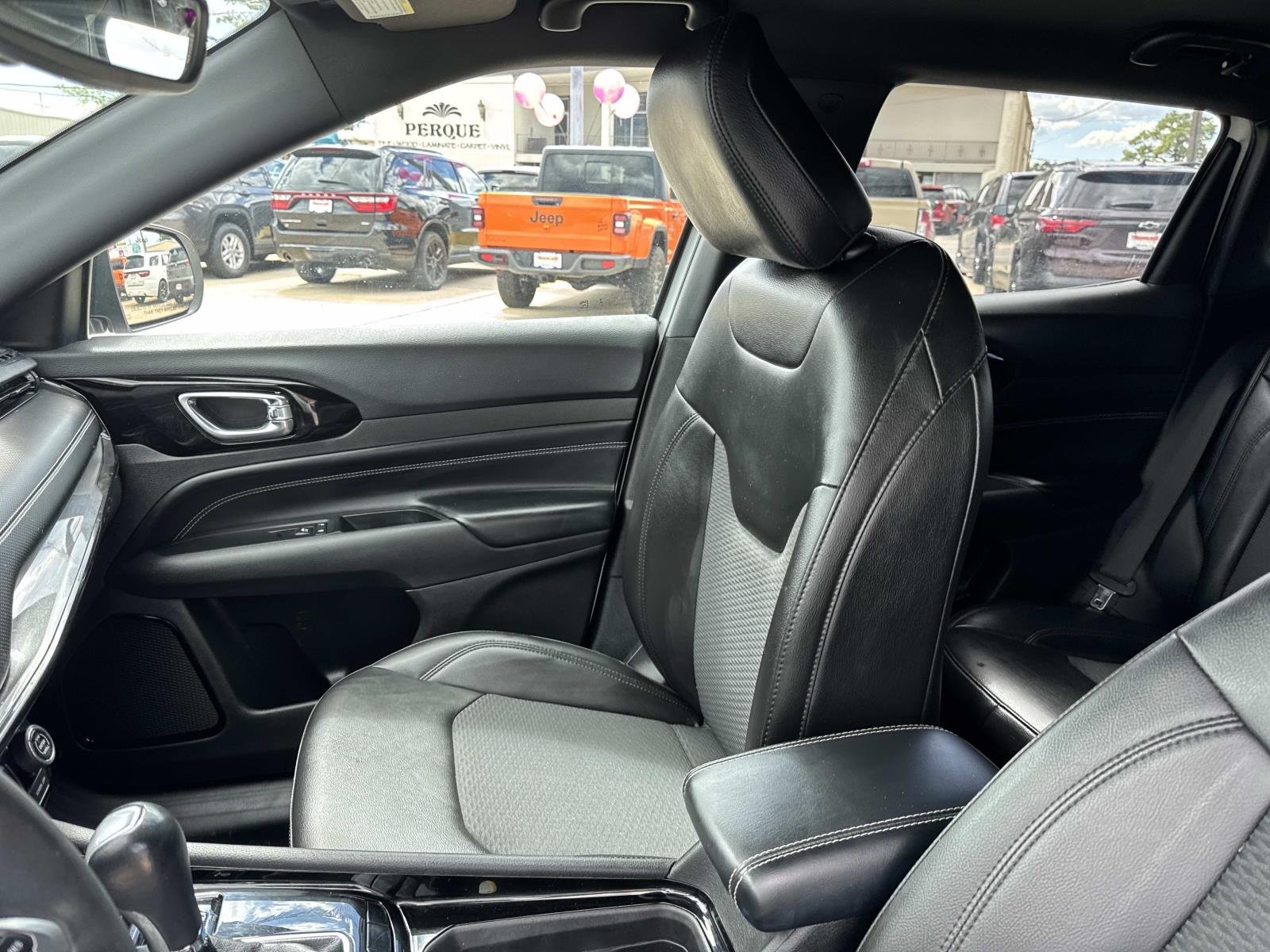 Used 2022 Bright White Clearcoat Jeep Altitude image 15