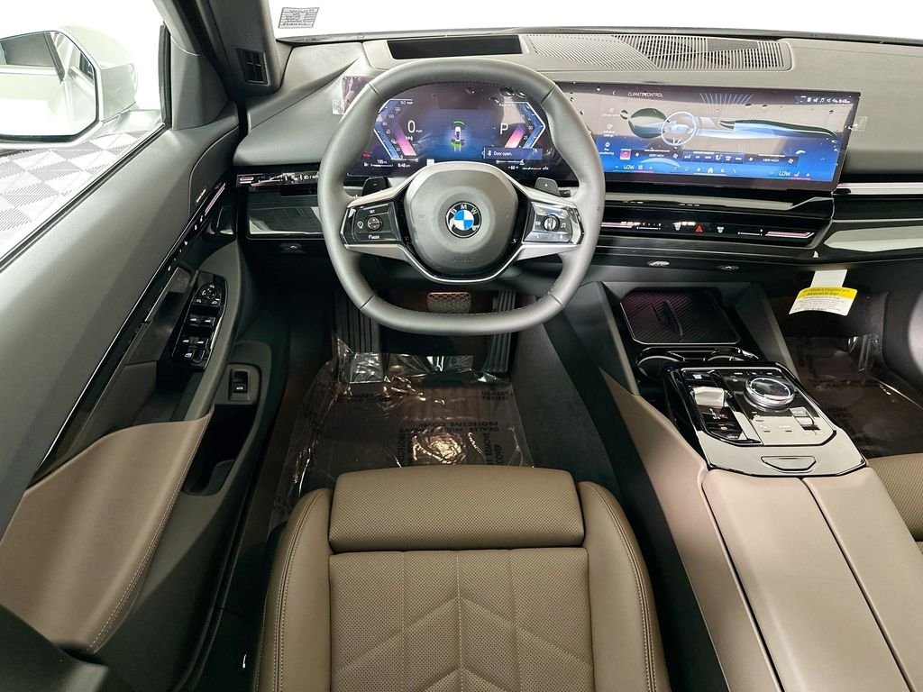 Used 2026 White Metallic BMW 530i xDrive image 25