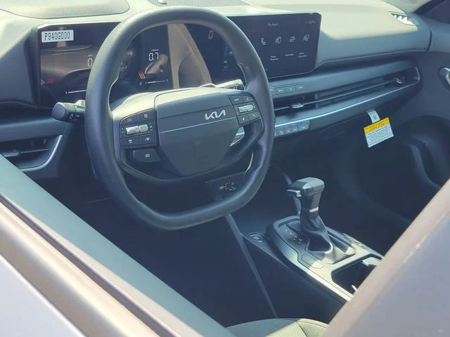 Certified Used 2025 Steel Gray Kia LXS image 5