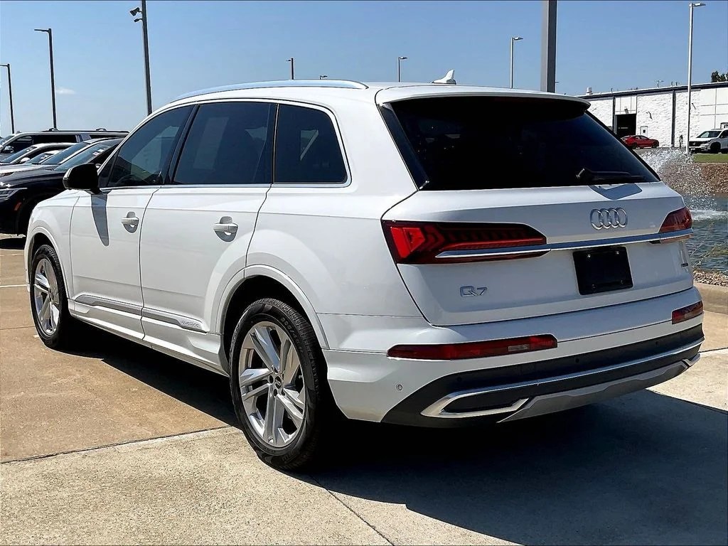 Used 2023 White Audi 55 Premium image 3
