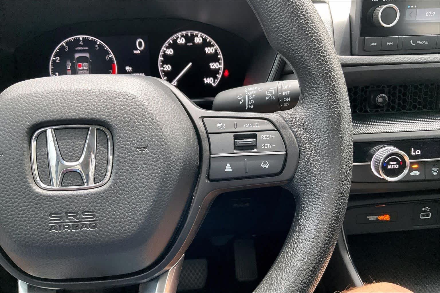 Used 2025 Meteorite Gray Metallic Honda LX image 24