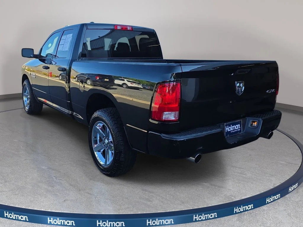 Certified Used 2017 Brilliant Black Crystal Pearlcoat Ram Express image 7