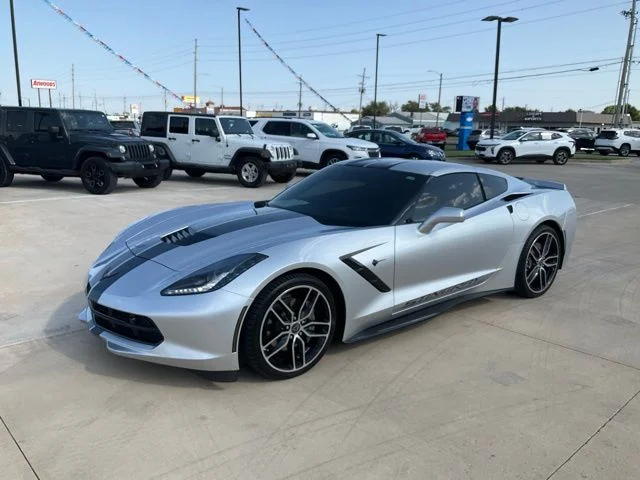 Used 2017 Silver Chevrolet Stingray image 38