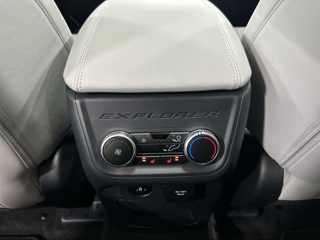 New 2026 Space White Metallic Ford Platinum™ image 37