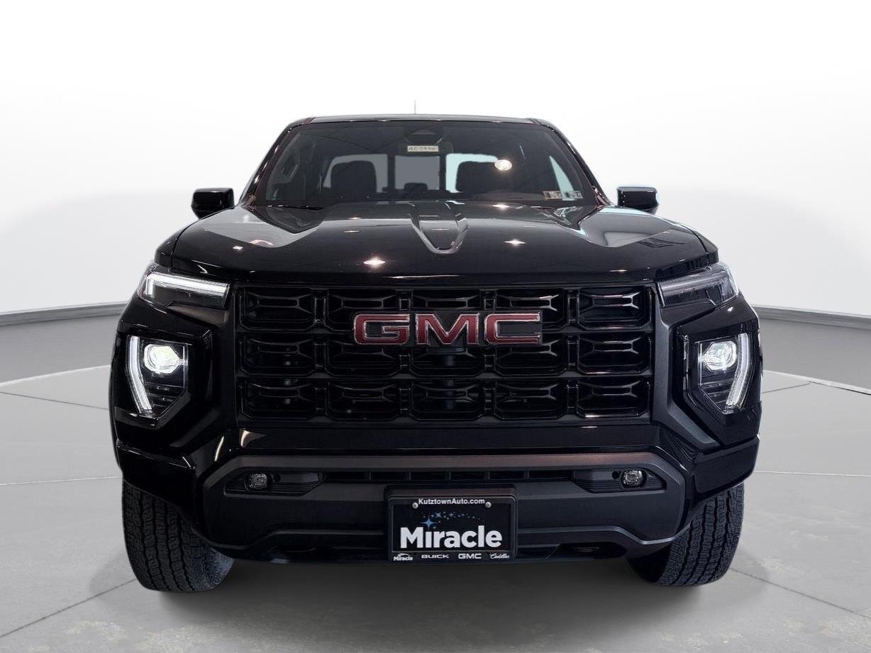 Used 2025 Onyx Black GMC Elevation image 16