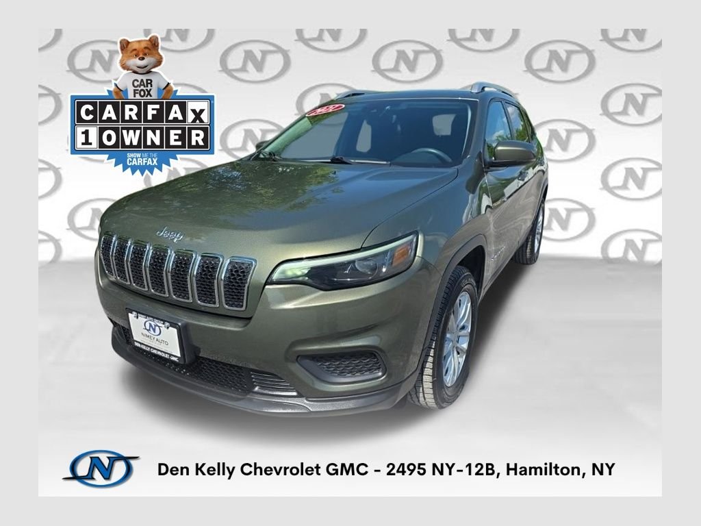 Used 2021 Green Jeep Latitude image 1
