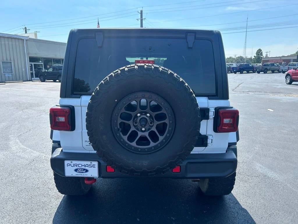 Used 2022 Bright White Clearcoat Jeep Unlimited Rubicon image 6