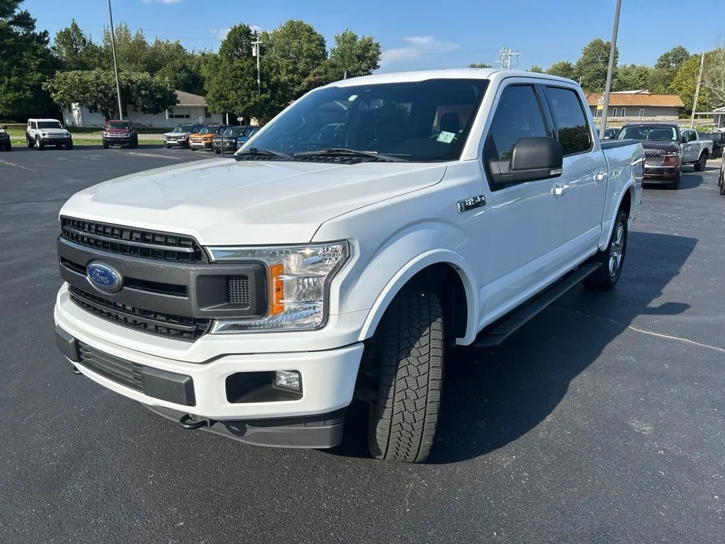 Used 2019 Oxford White Ford XLT image 3