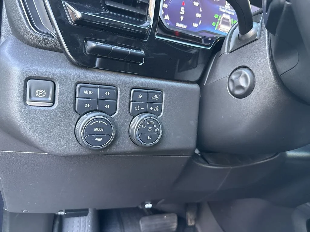 Used 2023 Dark Ash Metallic Chevrolet ZR2 image 18