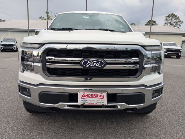 New 2026 Star White Metallic Tri-Coat Ford Lariat® image 9