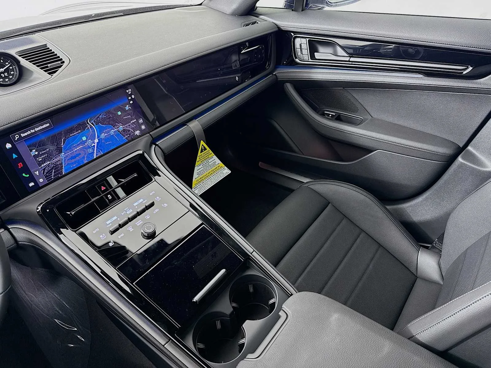 2026 Porsche Panamera 4 E-Hybrid - Photo 26