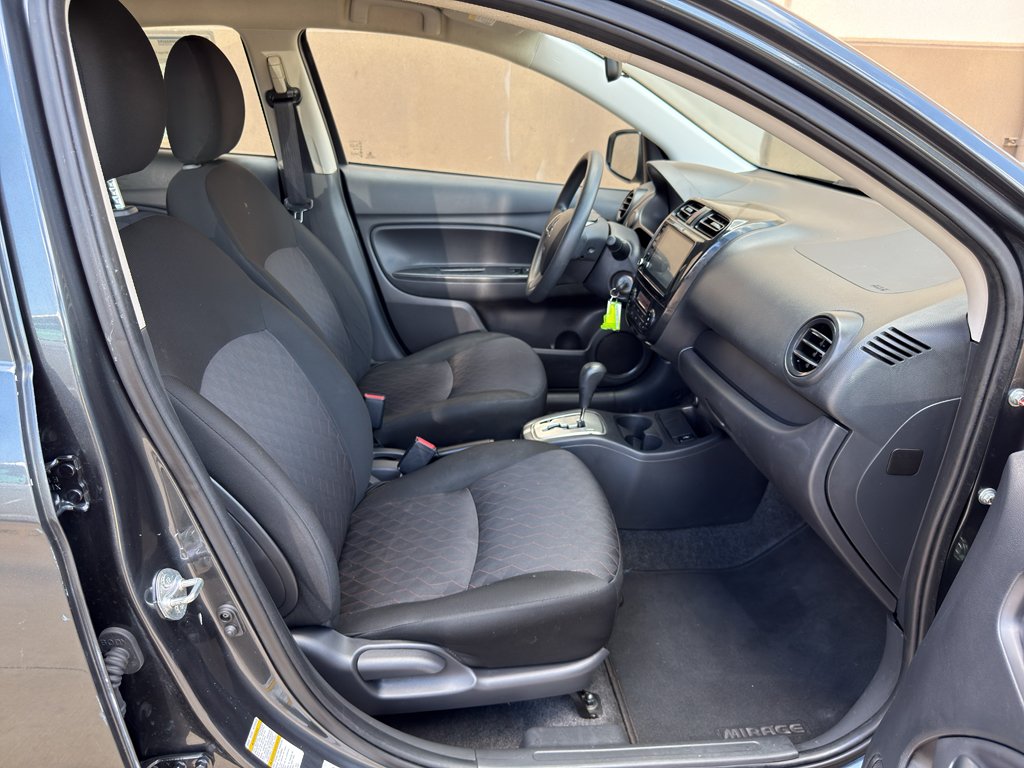 Used 2024 Graphite Gray Metallic Mitsubishi ES image 12