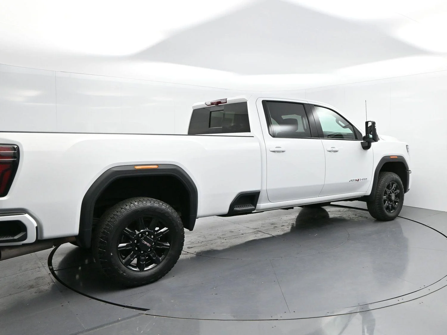 Used 2024 Summit White GMC AT4 image 7