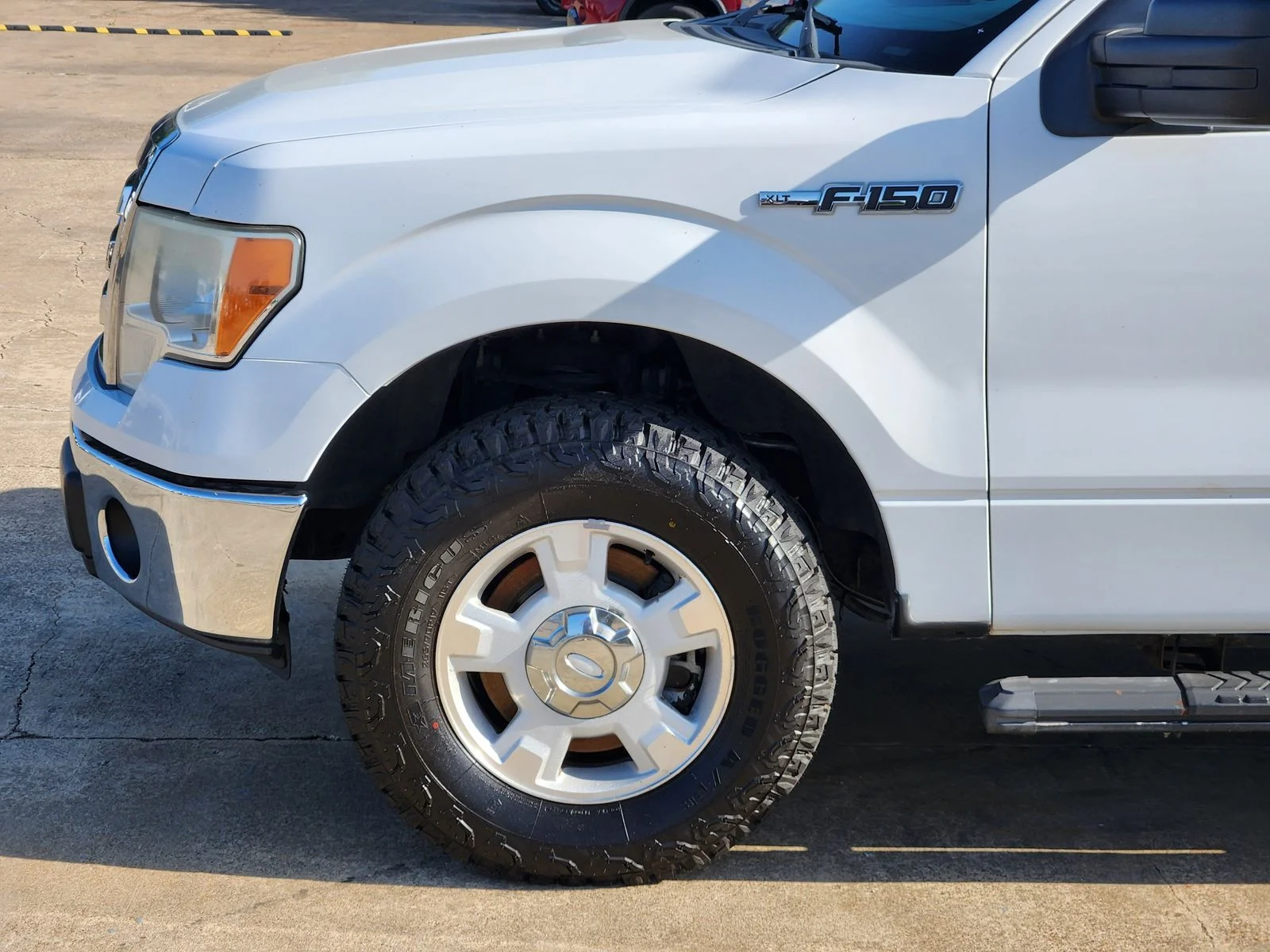 Used 2012 White Ford XLT image 8