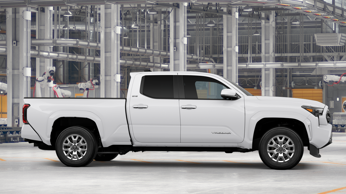 New 2026 Ice Cap Toyota SR5 image 13
