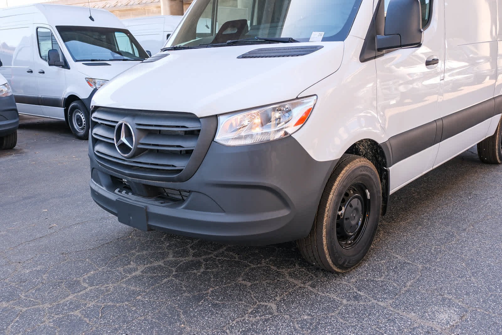 New 2025 Arctic+White Mercedes-Benz Cargo 144 WB  RWD 2.0L 4-Cylinder image 11