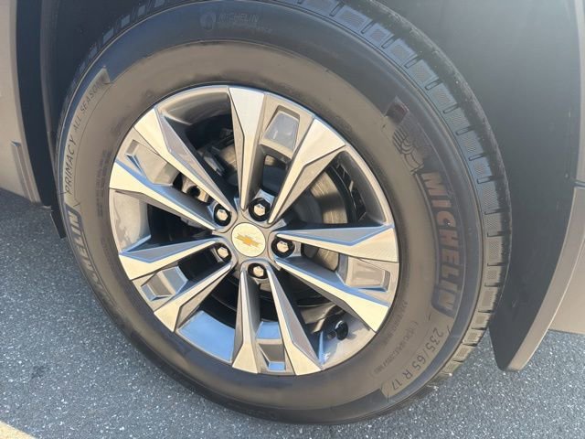 Used 2026 Sterling Gray Metallic Chevrolet LT image 9