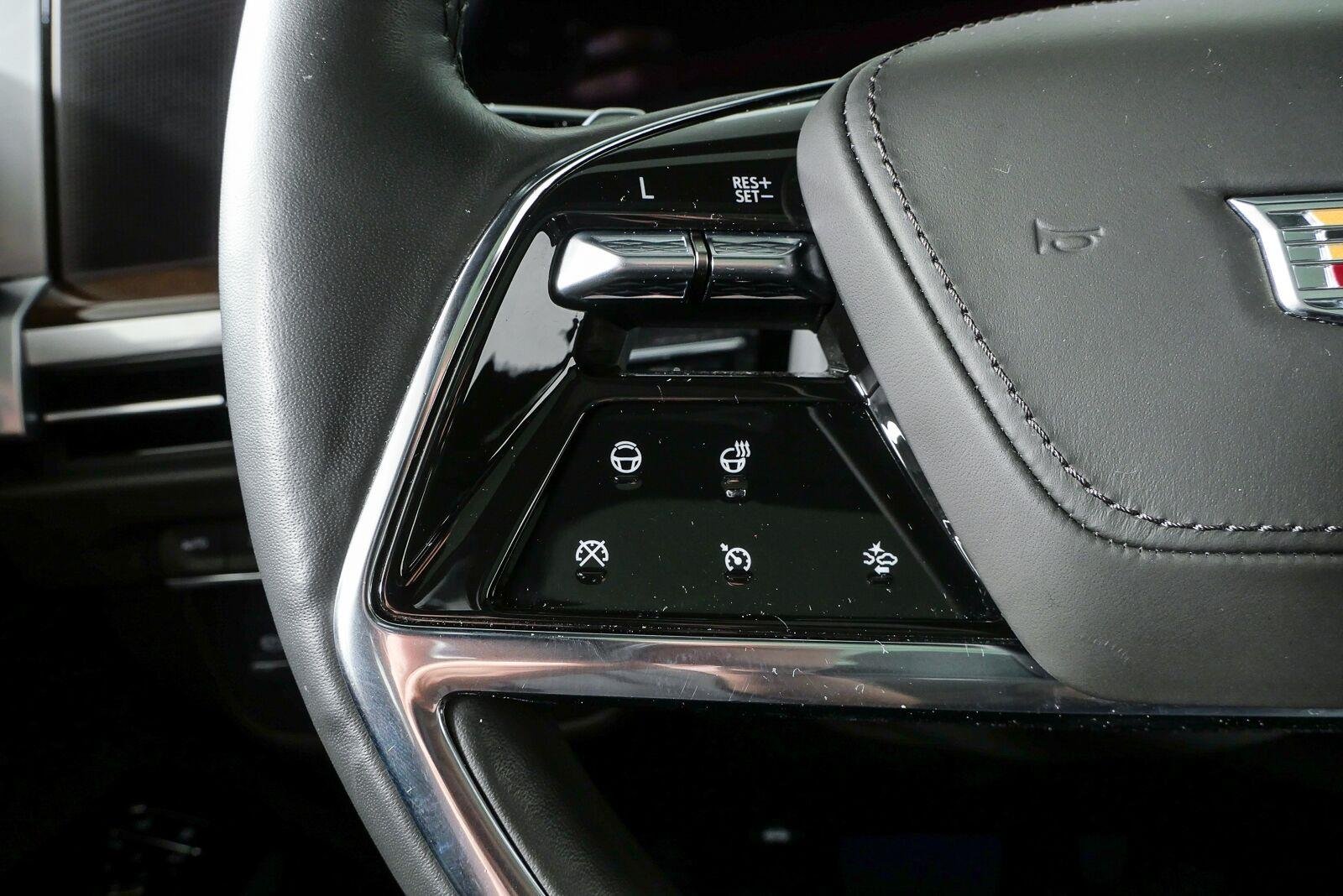 Used 2025 Black Raven Cadillac Sport Platinum image 11