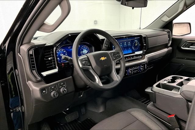 2026 Chevrolet Silverado 1500 LT - Photo 17