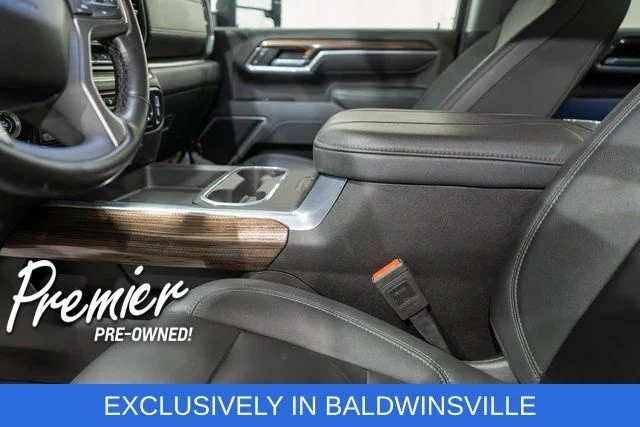 Used 2025 Black Chevrolet LT image 18