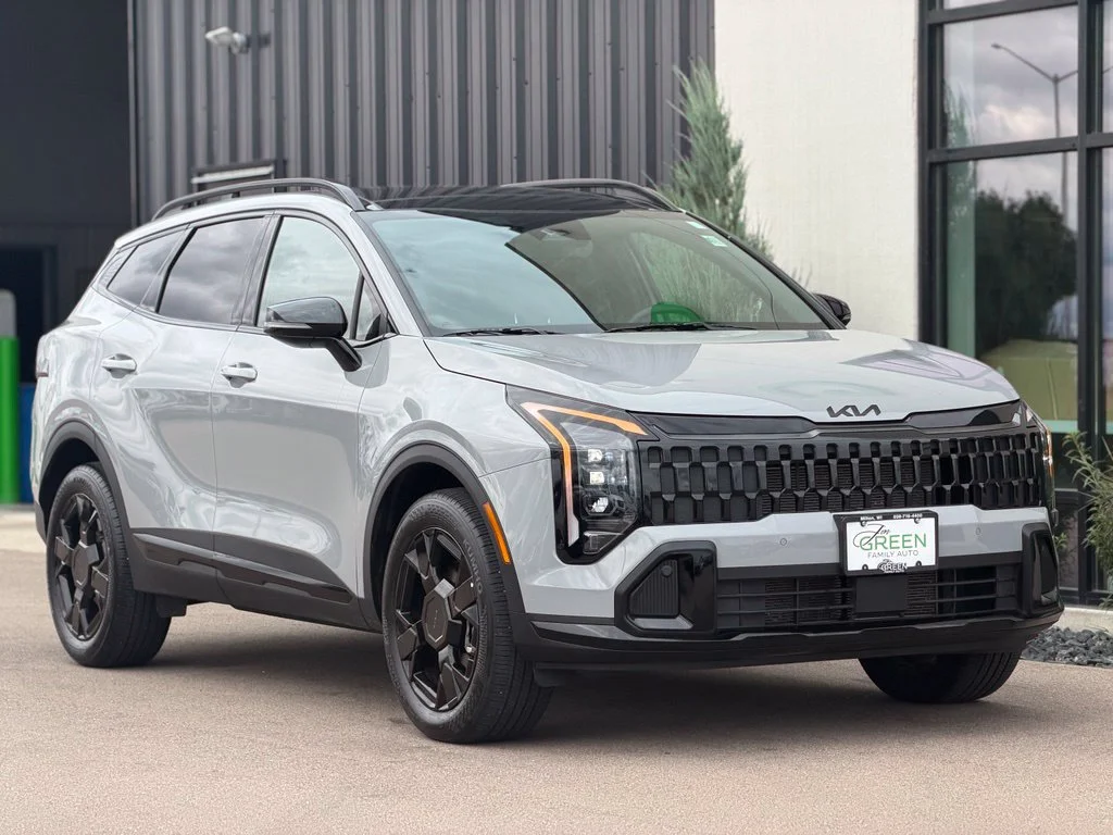 Used 2026 Gray Kia X-Line image 4