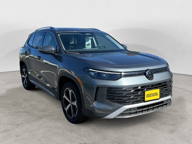 New 2026 Silver Volkswagen SE image 3