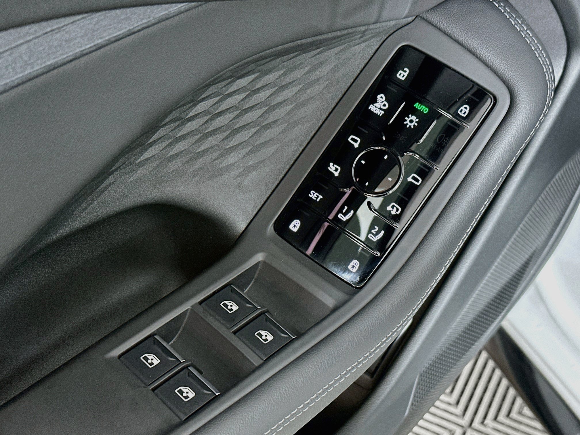 Used 2026 White Audi Prestige image 18