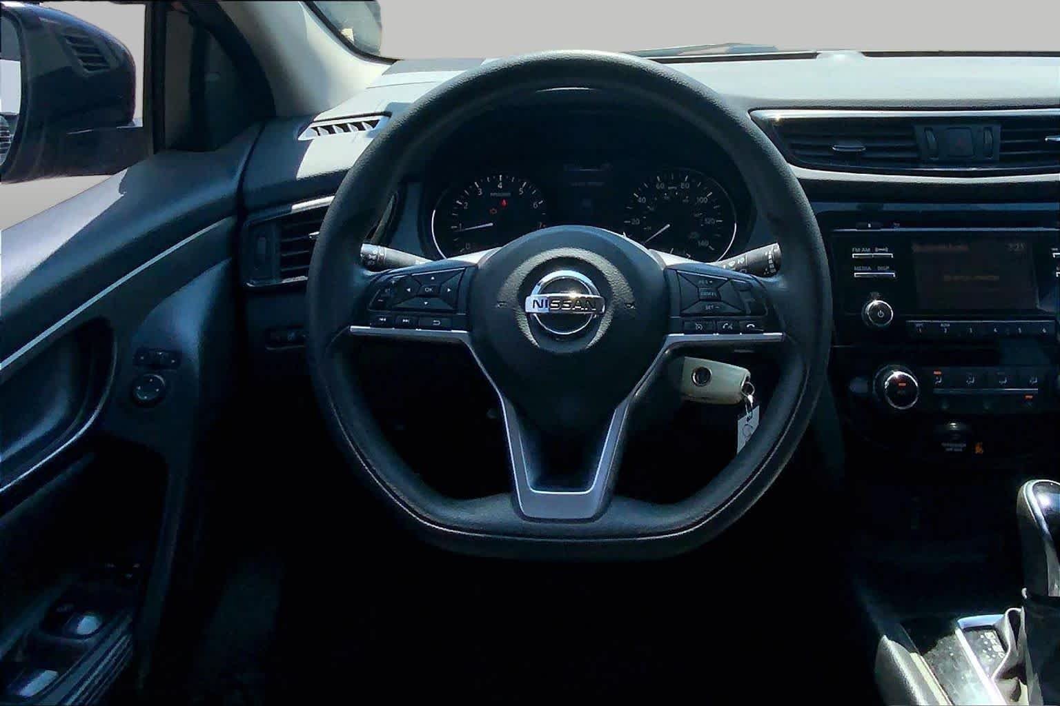 Pre-Owned 2018 Nissan Rogue Sport S