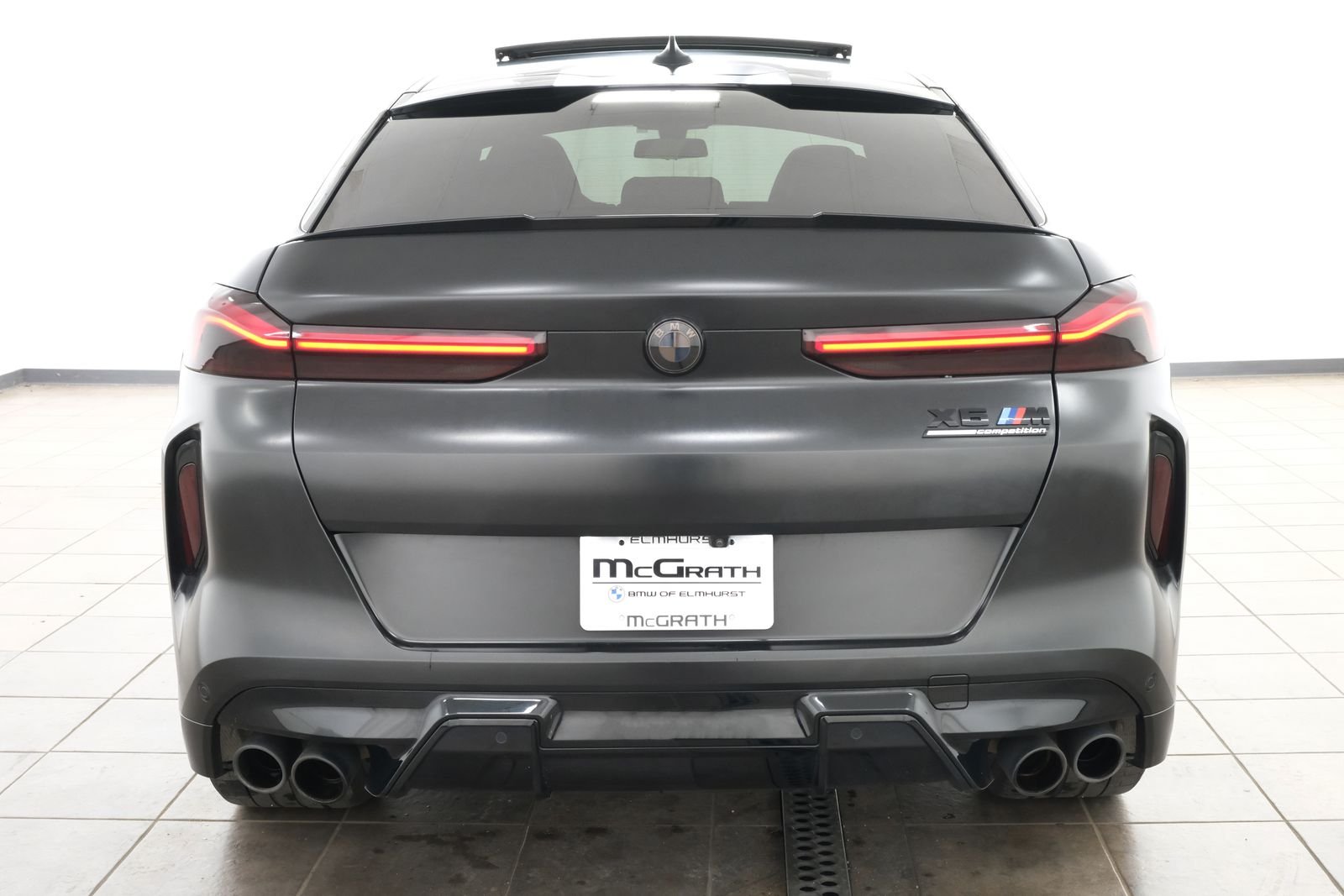 Used 2021 Black Sapphire Metallic BMW Base image 5