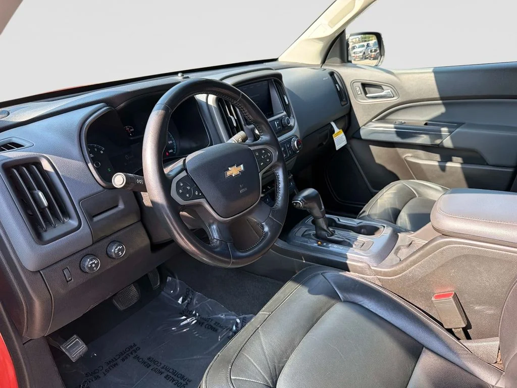 Used 2021 Crush Chevrolet Z71 image 21