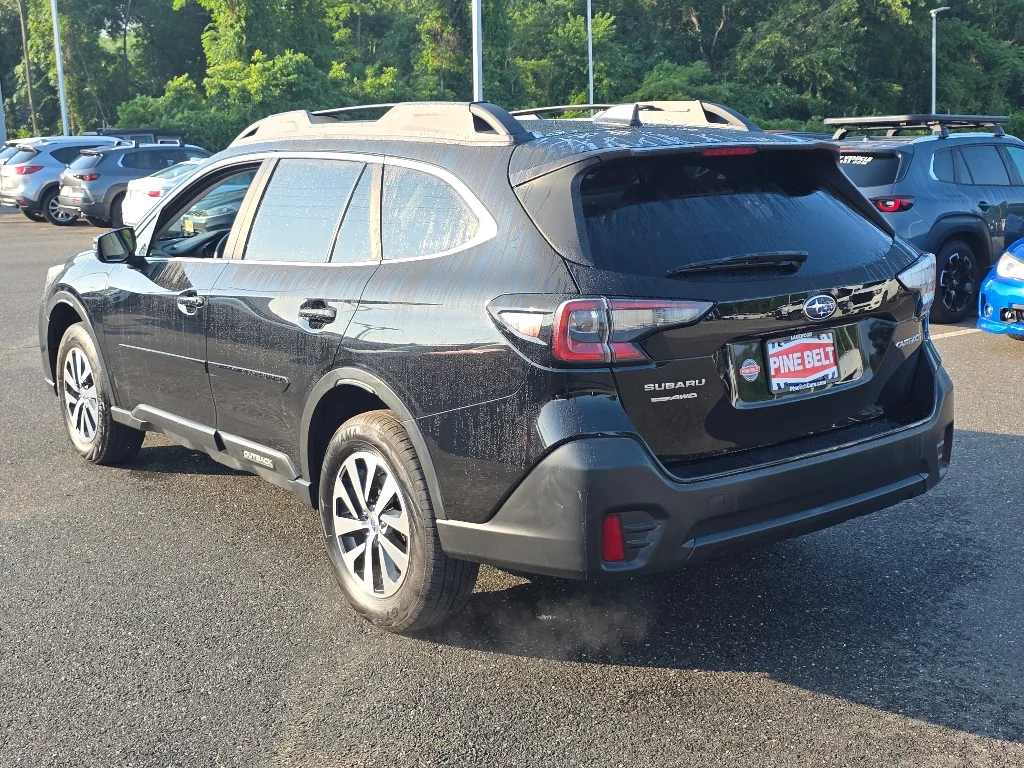 2021 Subaru Outback Premium - Photo 13