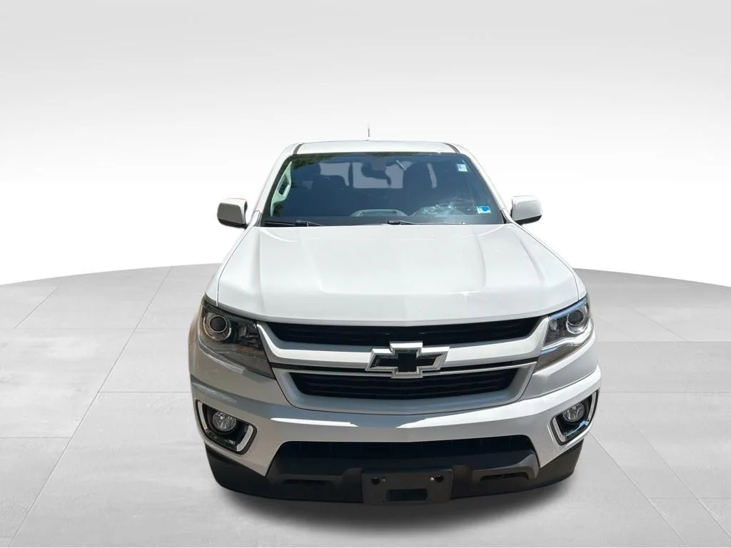 Used 2020 White Chevrolet Z71 image 9