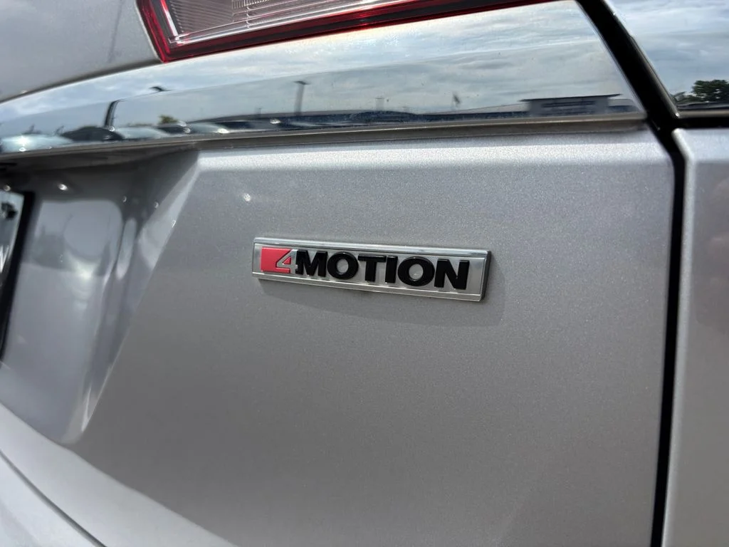 Used 2021 Silver Volkswagen SEL Premium image 54