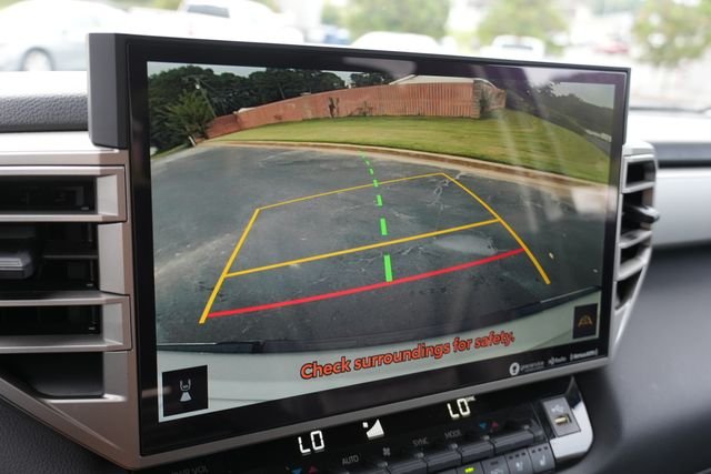 Certified Used 2024  Toyota Limited image 34