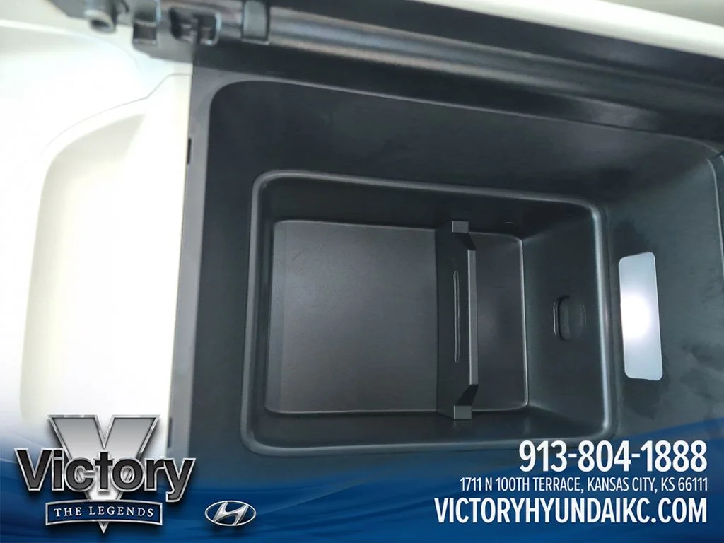 Used 2024 Black Hyundai Calligraphy image 26