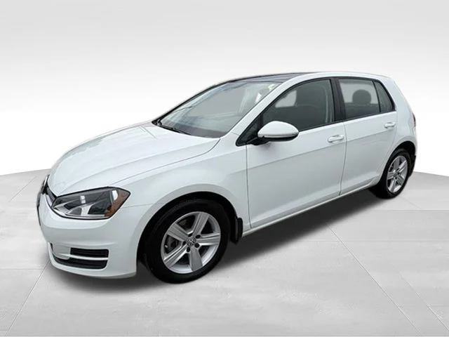Used 2017  Volkswagen  image 3