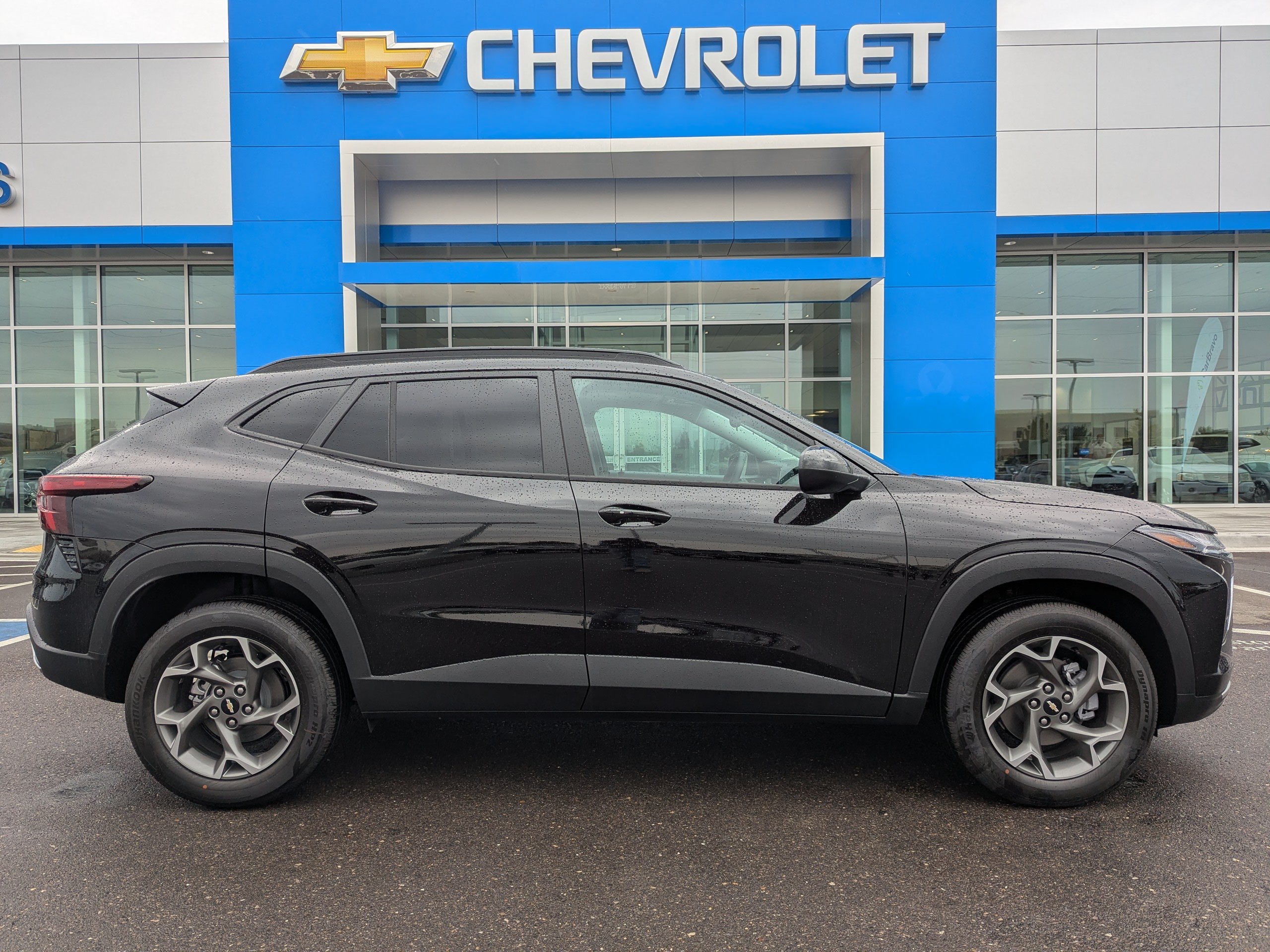 2026 Chevrolet Trax LT - Photo 32