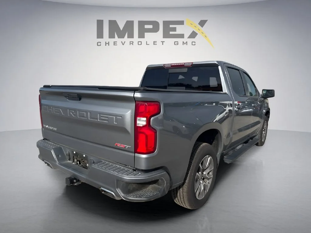 Used 2021 Satin Steel Metallic Chevrolet RST image 5