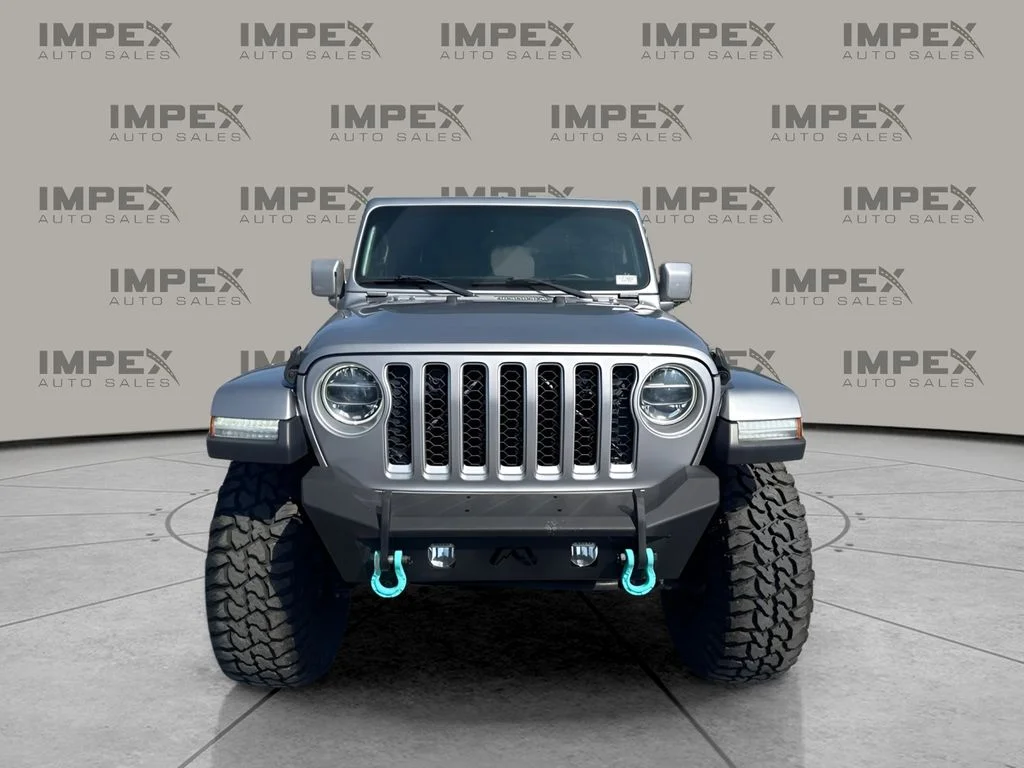 Used 2020 Silver Jeep Overland image 8