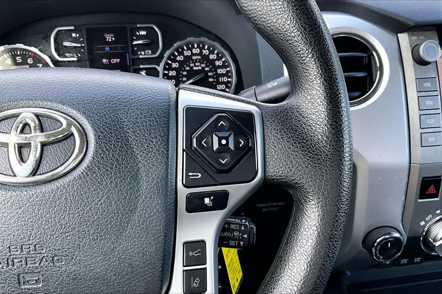 Used 2020 Super White Toyota SR5 image 24