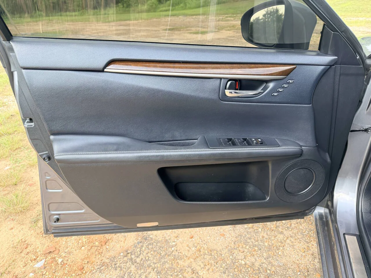 Used 2013 Charcoal Lexus Base 4dr Sedan image 28