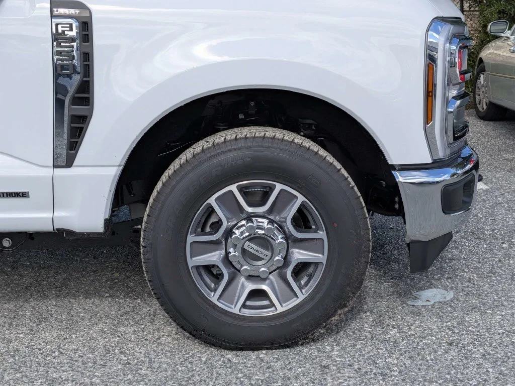 New 2026 Oxford White Ford F-250® Lariat® image 11