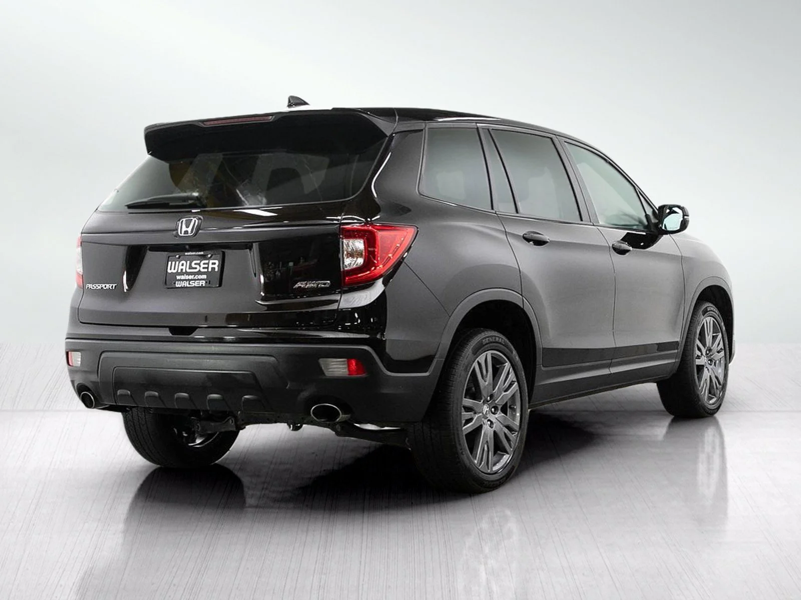 Used 2019 Crystal Black Pearl Honda 4D EX-L 4WD image 5
