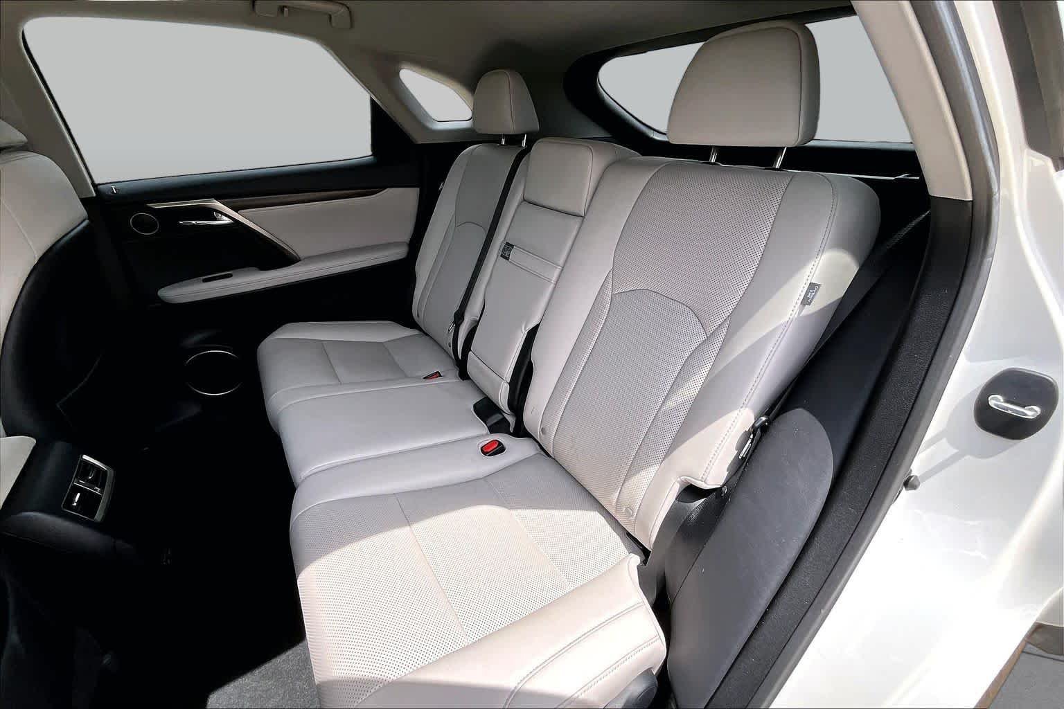 Used 2020 Eminent White Pearl Lexus  image 21