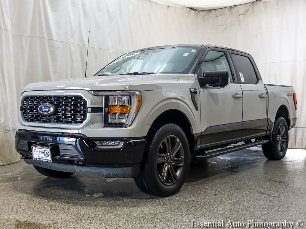 Used 2023 Yellow Ford XLT image 2