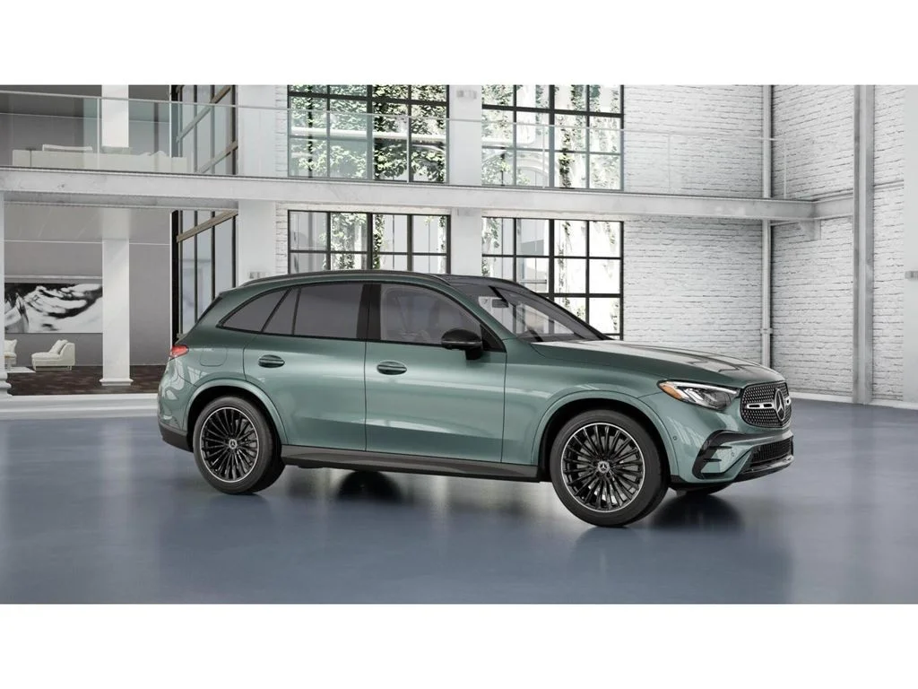 New 2027 Silver Mercedes-Benz GLC 300 image 13